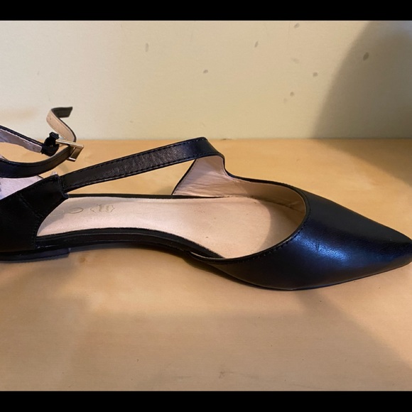 New women ALDO sandals flats - Picture 1 of 4